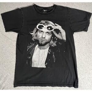 Madness Kurt Cobain Shirt Mens Medium Grunge Music Nirvanna Graphic Band Tee